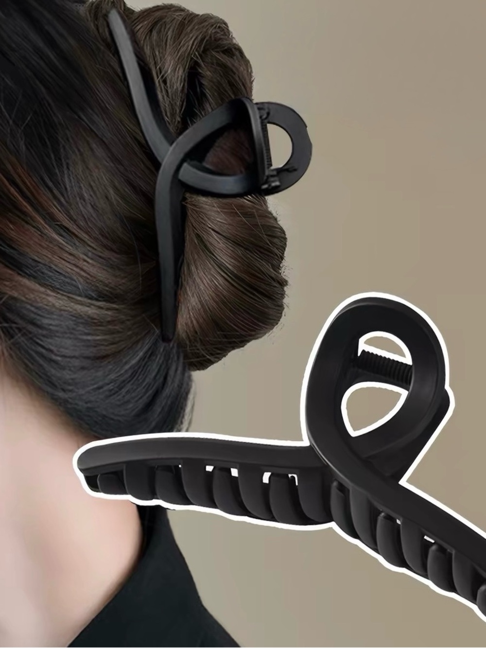 Black Hair Claw Clip for Women - Secure Twist-Up Styling